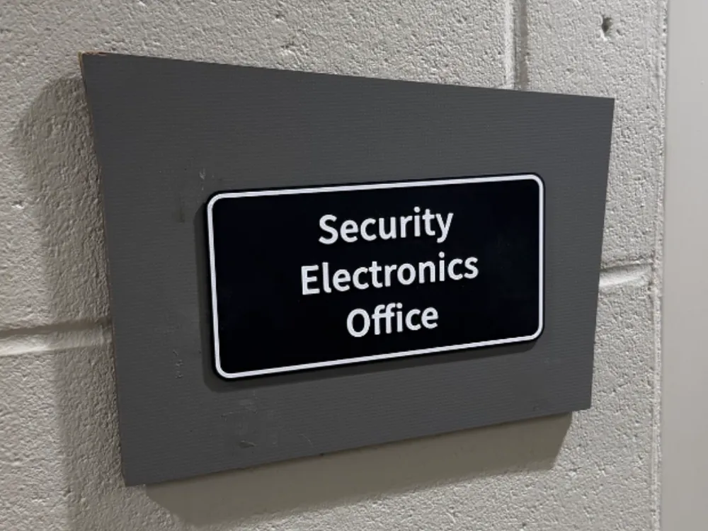 Electronics Sign Posts Security Electronics Office Sign - Free 3D Print Model - MakerWorld