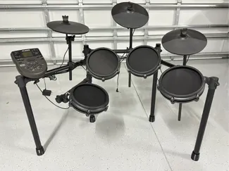 Alesis Nitro Feet