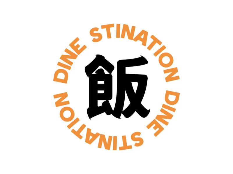 Dinestination Round Keychain