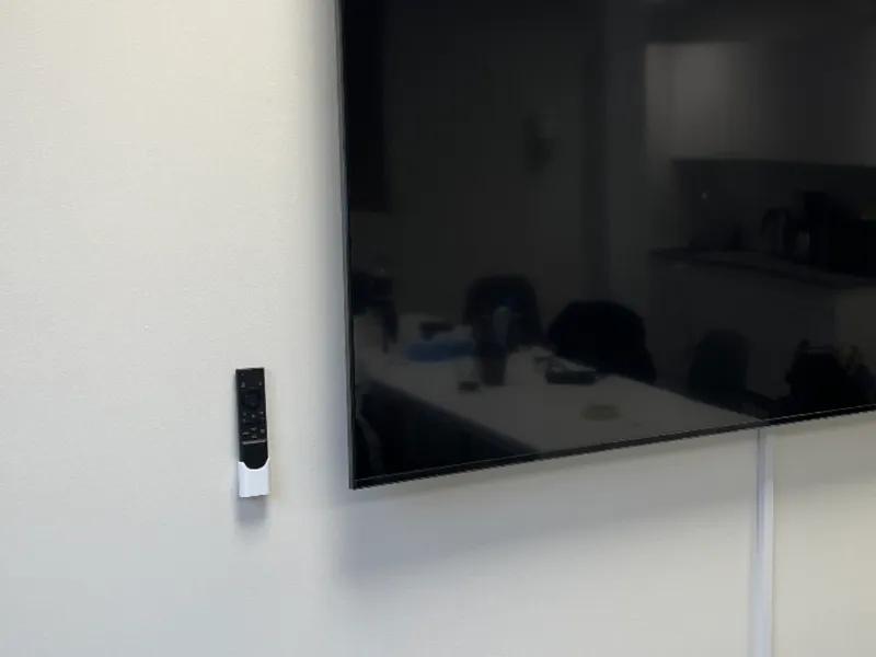 Samsung Remote Holder 