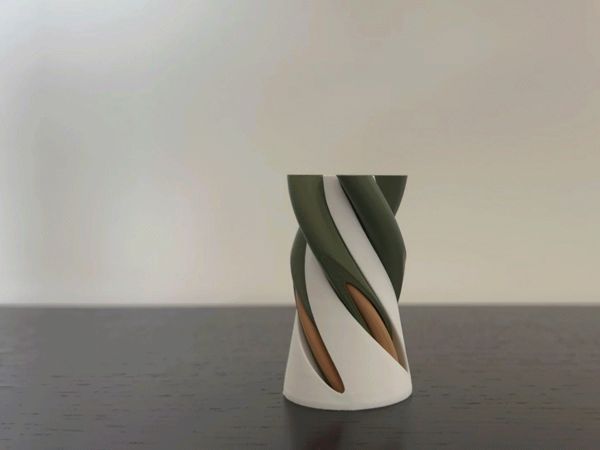 https://makerworld.bblmw.com/makerworld/model/US549ad2e7e92f26/design/2024-07-12_353464a95d334.gif