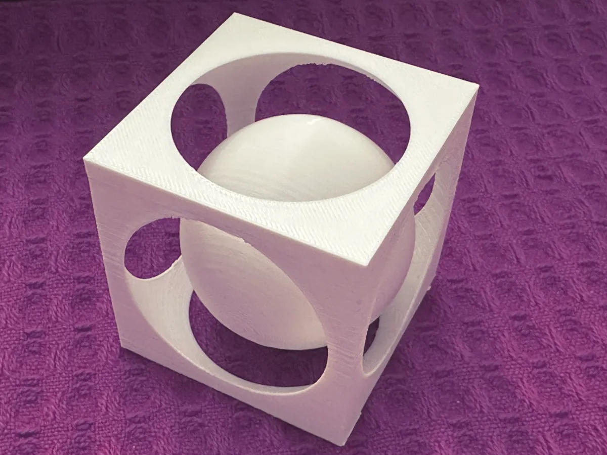Cube impossible articulé - fidget
