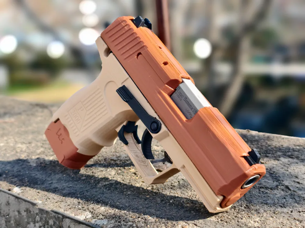 H&K P2000 SK Toy pistol(No move or launch) by 补补觉去 - MakerWorld