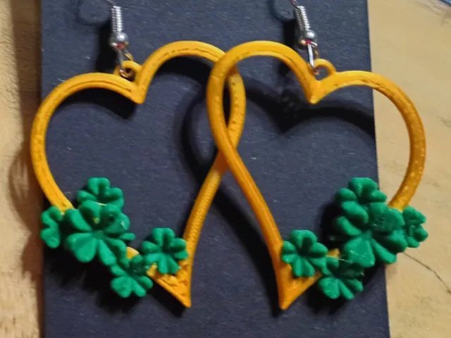 Saint Patrick's Day Earring Heart Multi Clovers