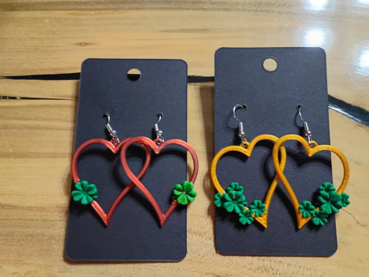 Saint Patrick's Day Earring Heart Multi Clovers view 4