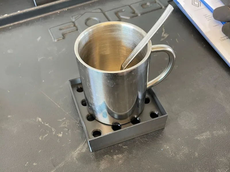 100x100 Kaffee Untersetzer (mit Einsatz)
