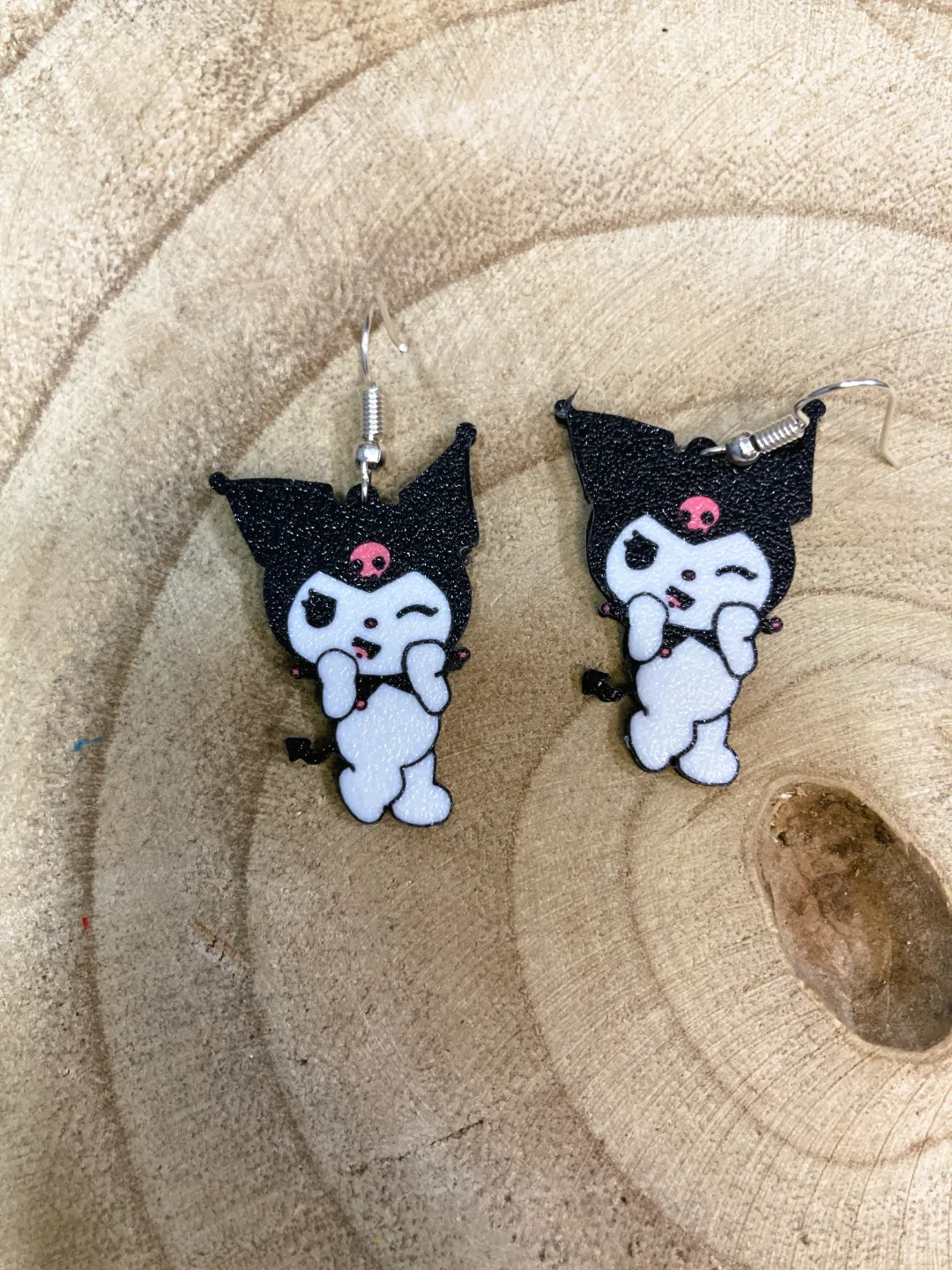 Standing Kuromi earrings view 2