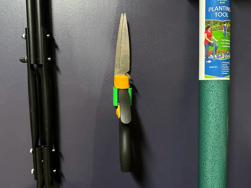 Wall Mount for Fiskars Lawn Shears