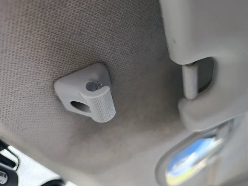 Sun visor clip - Hyundai i20 2009 - UPDATED!