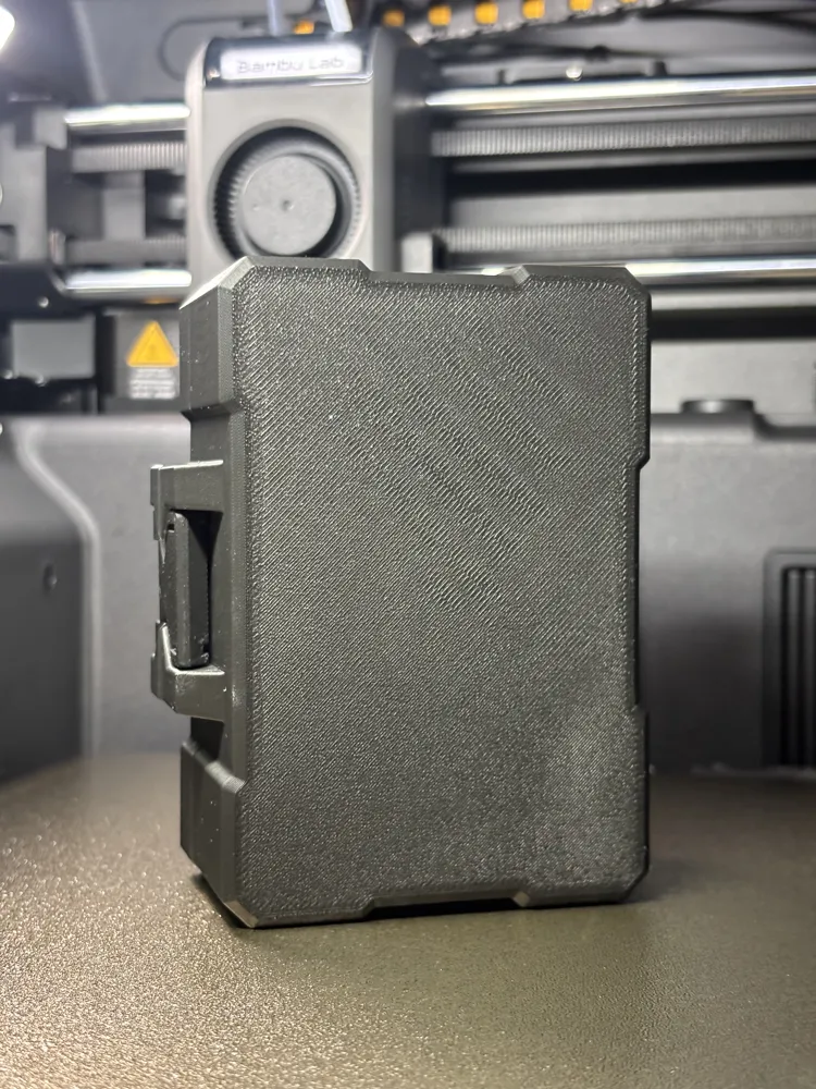 Hinged Lid Box with Lock - Strong Box - Free 3D Print Model - MakerWorld