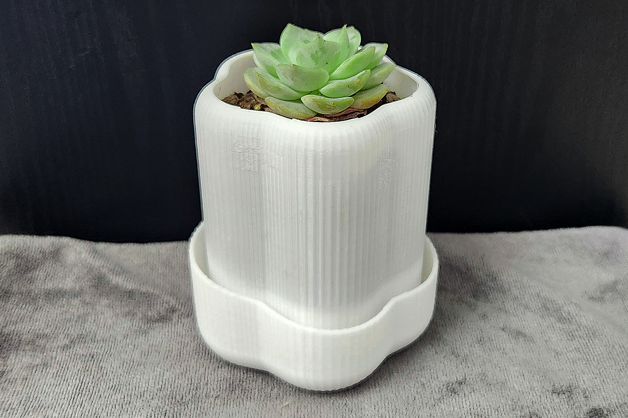 Miniatura 1 do modelo 3D 自动浇水植物花盆