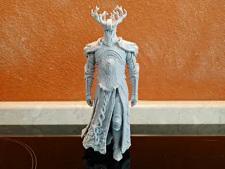 Crucible Tree Knight ფიგურა thumbnail 1