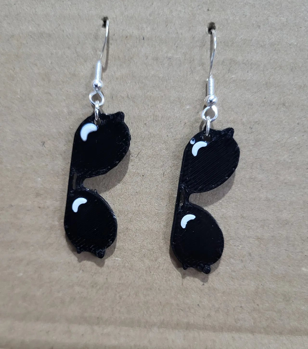 aviator sunglasses earrings view 2