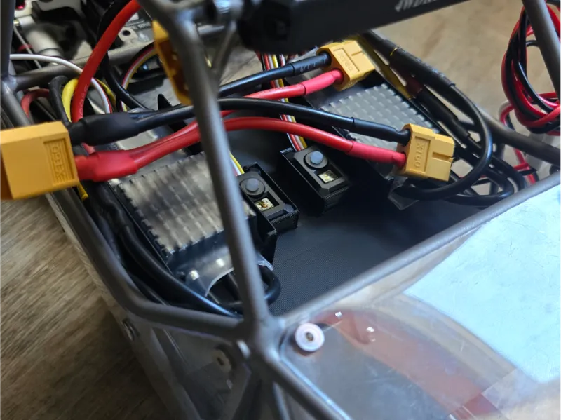 UCFAB prickle chassis - DUAL AM32 ESC mount