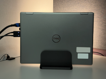 Simple Vertical Laptop Stand