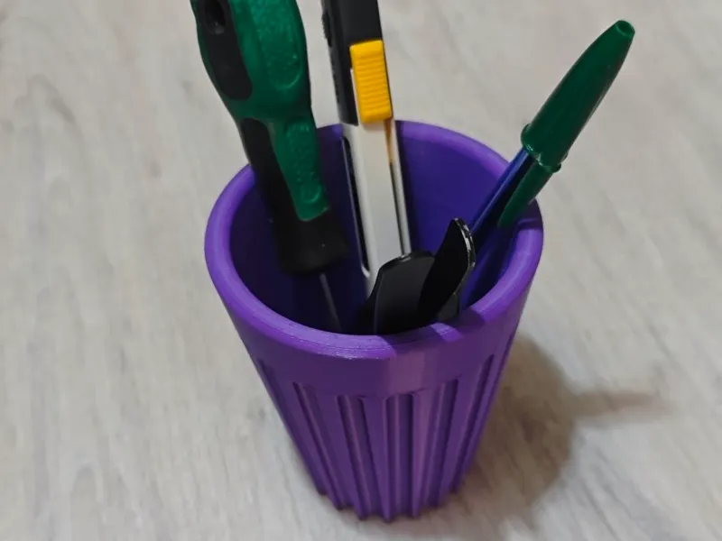 Pencil holder desk organizer