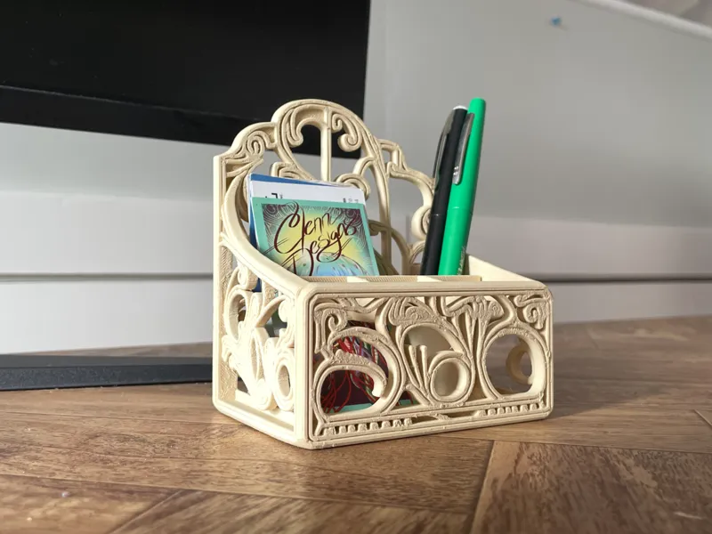 Pen Holder