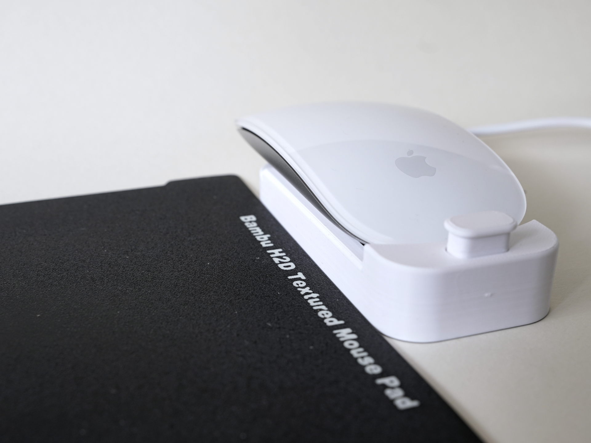 Apple Magic Mouse charging dock V2 USBC/Lightning