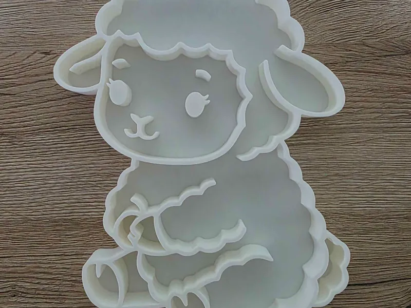 Sheep sensory play tray