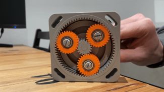 Gearbox (epicyclic gear box / helical gear)