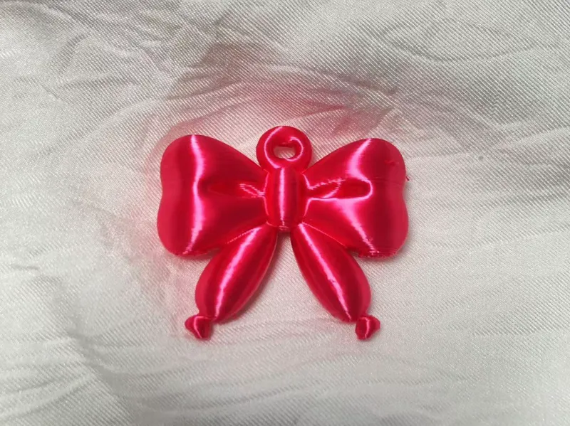 立体蝴蝶结吊坠