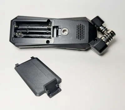 H1essential Stereo Microphone Battery Cover