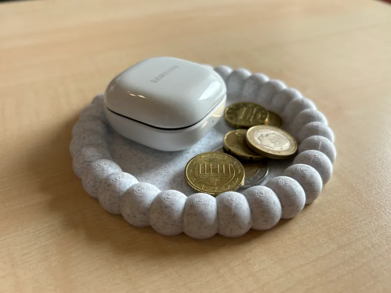 Ribbed Design Tray