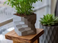 Optimized Planter and Tray: 0.2mm layer, 2 walls, 10% infill