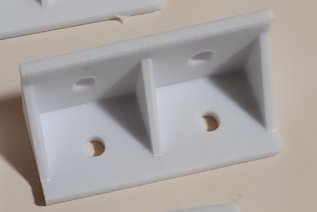 Miniatura 2 do modelo 3D 角码层板托