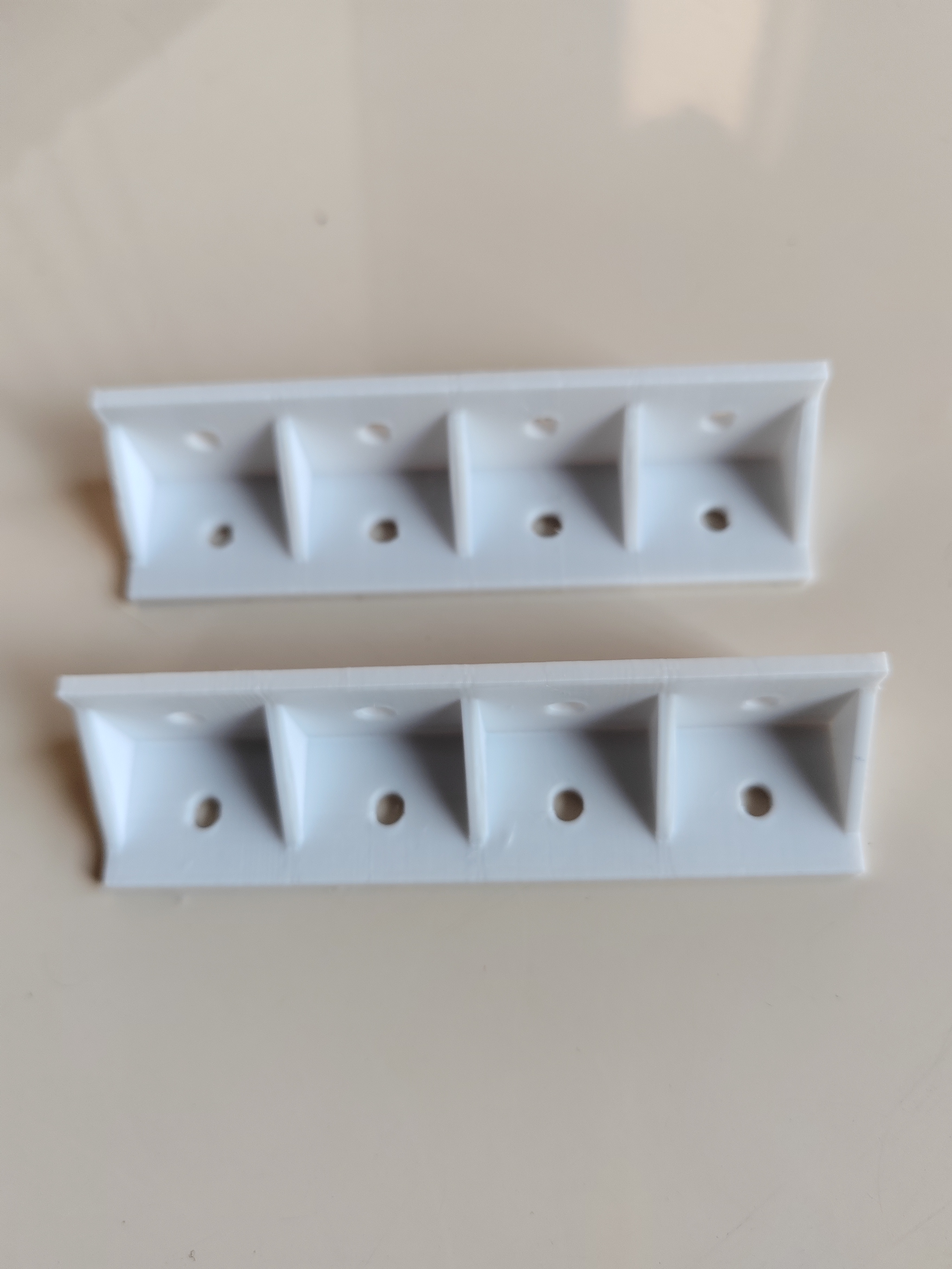 Miniatura 3 do modelo 3D 角码层板托