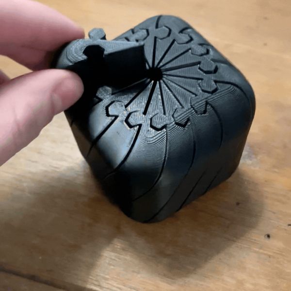 https://makerworld.bblmw.com/makerworld/model/US5521b4277b8d6b/design/72a6c5b74eae14dd.gif