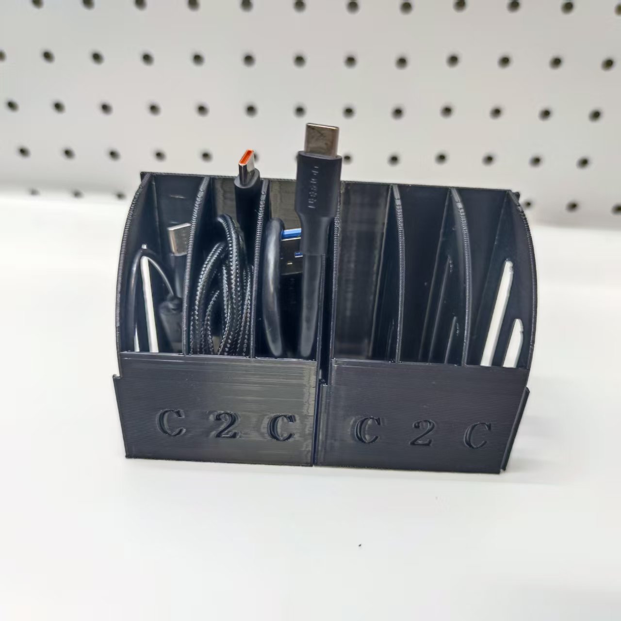 Miniatura 2 do modelo 3D 可拼接USB数据线收纳盒