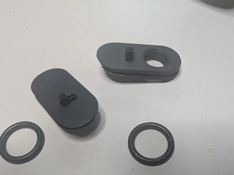 Wolverine MTW Grip plate with on/off switch