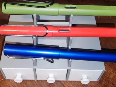 Horizontal 3-pen Stand with Drawers