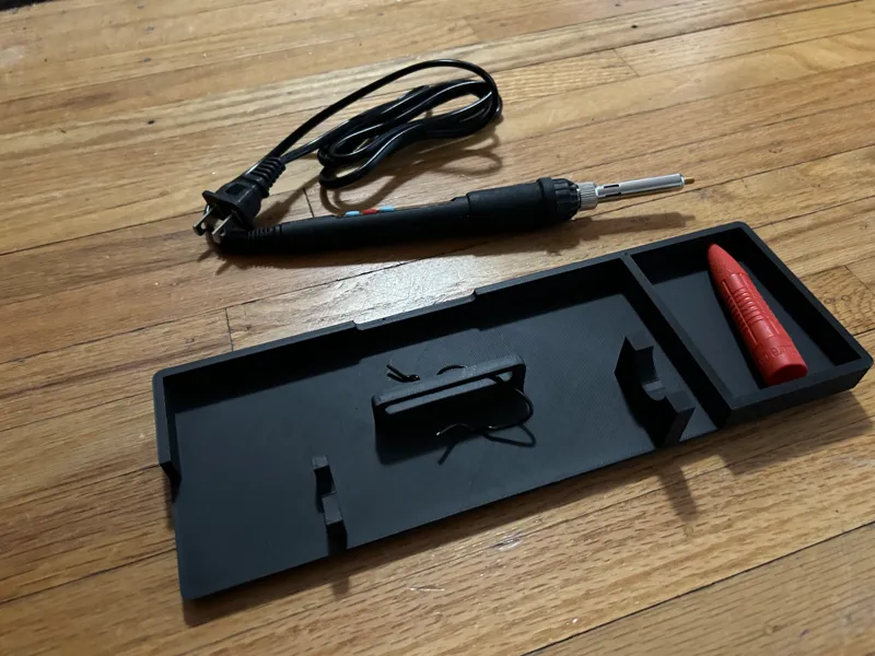 Corded Soldering Iron - Gridfinity. 