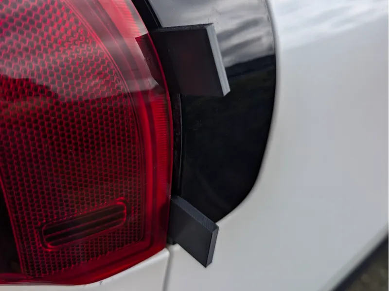 Brake Light Removal Wedges