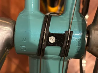 Universal Road Bike Bottom Bracket Cable Guide
