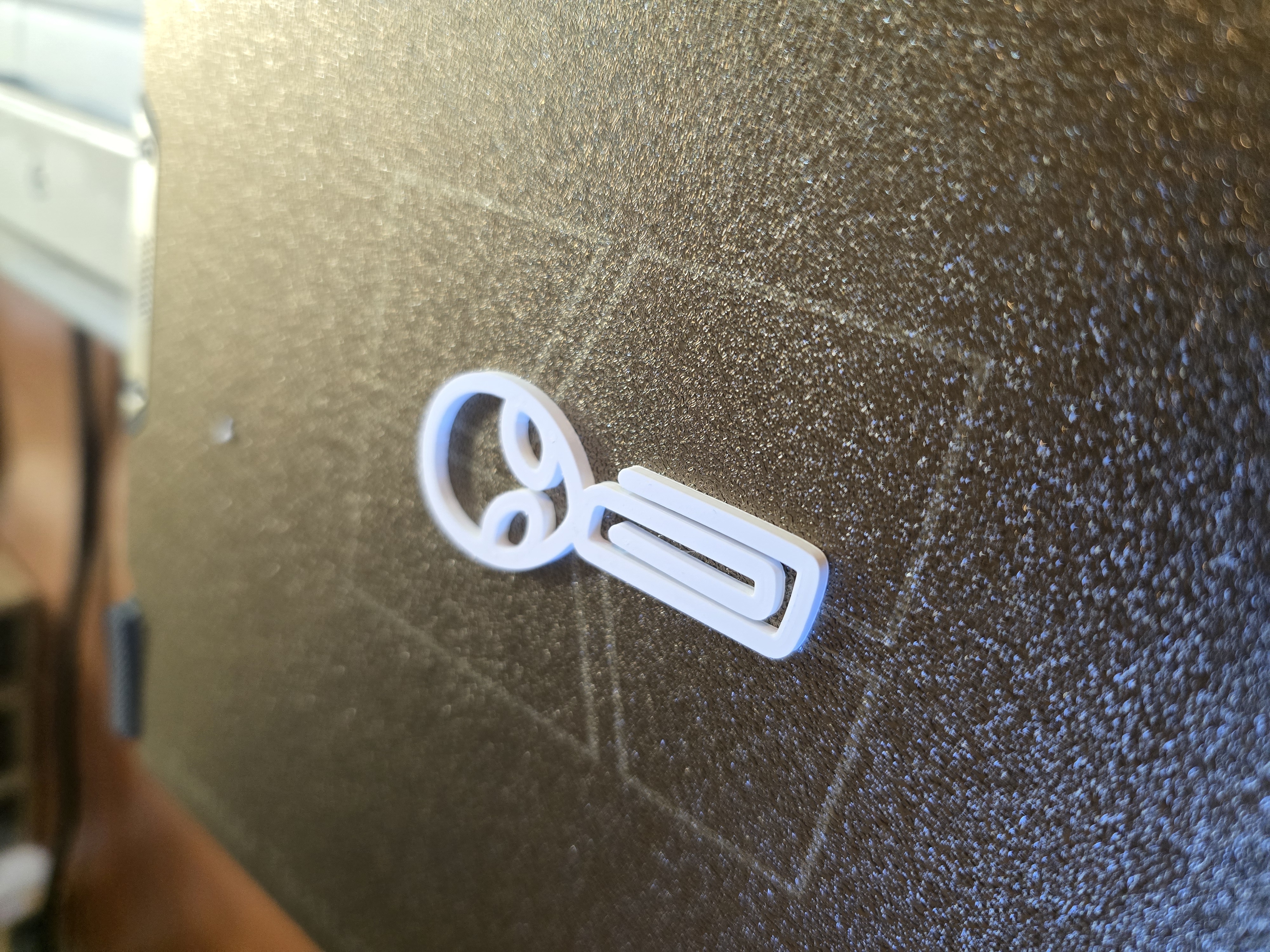 Miniatura 2 do modelo 3D Alien Paperclip