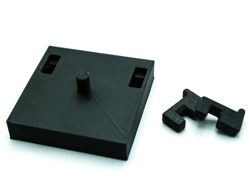 Ikea Skadis - Universal thread mount - Organizer