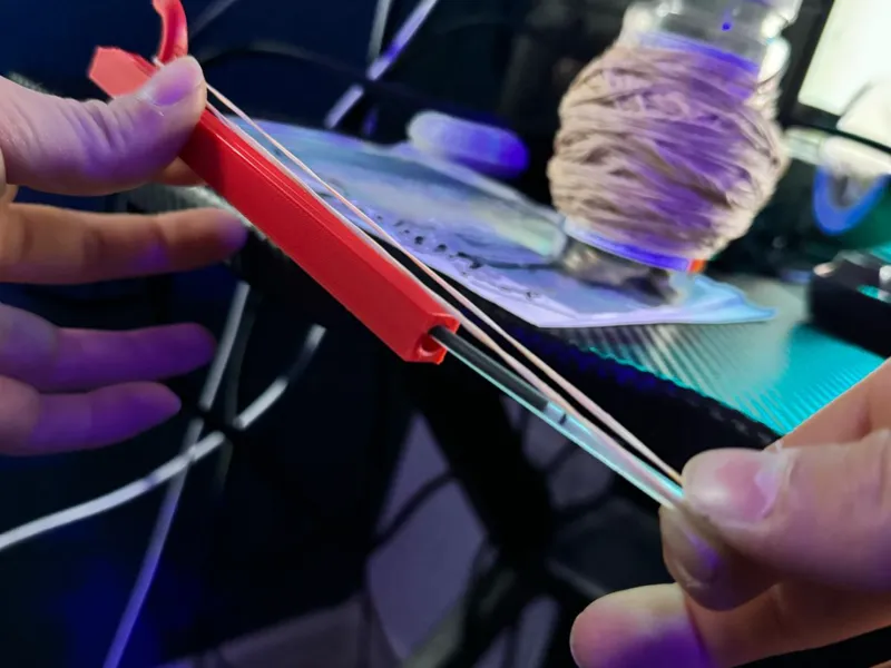 Pen launcher 