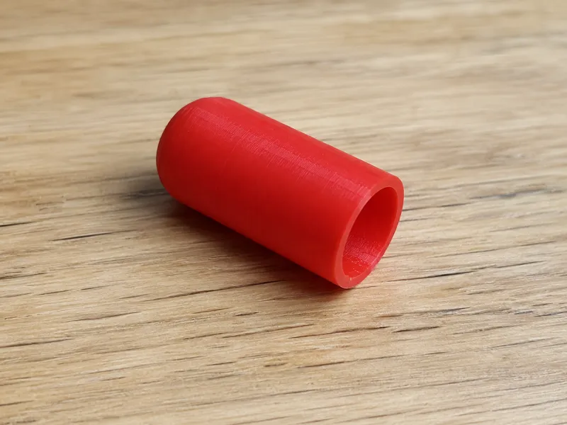 Slide pin cover for horse box/