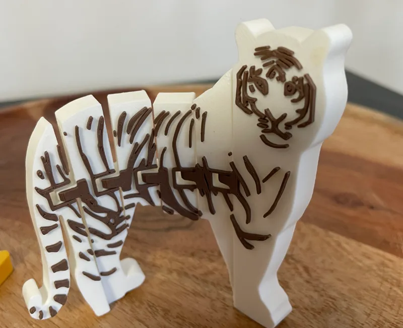 Articulated flexi Tiger