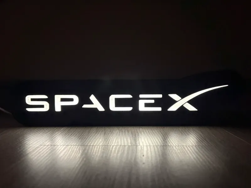 SpaceX Lightbox