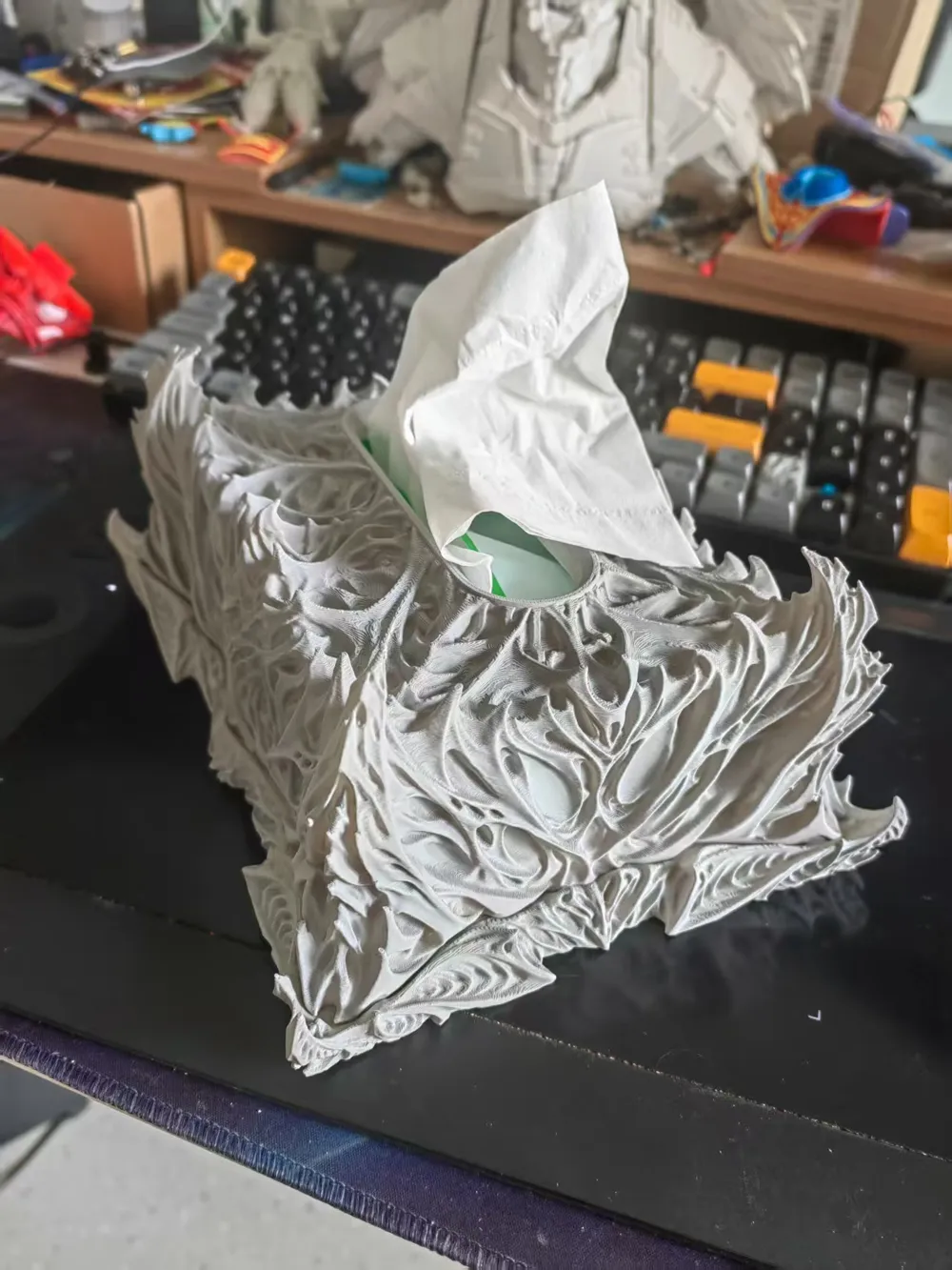 Zerg Nest Altar Tissue Box - Free 3D Print Model - MakerWorld