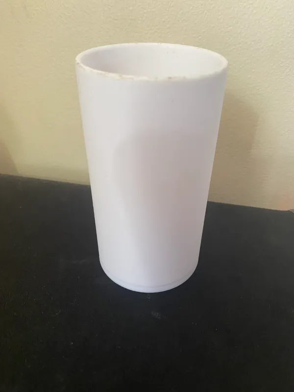 Gobelet à empiler pour dés