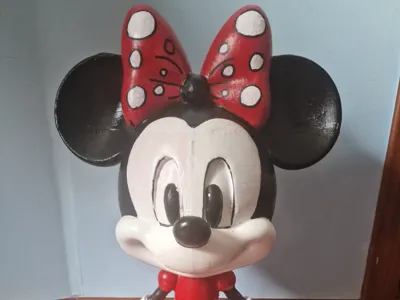 Life-size Minnie