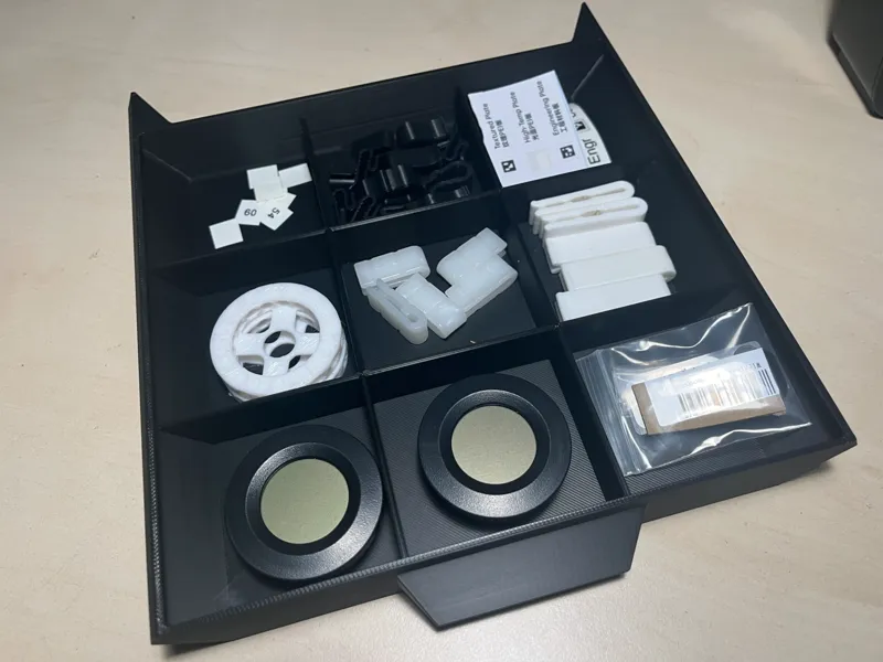 Tray divider
