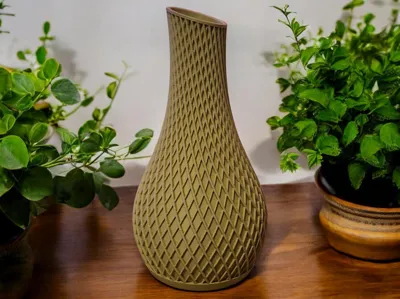 Modern Braided Design Vase