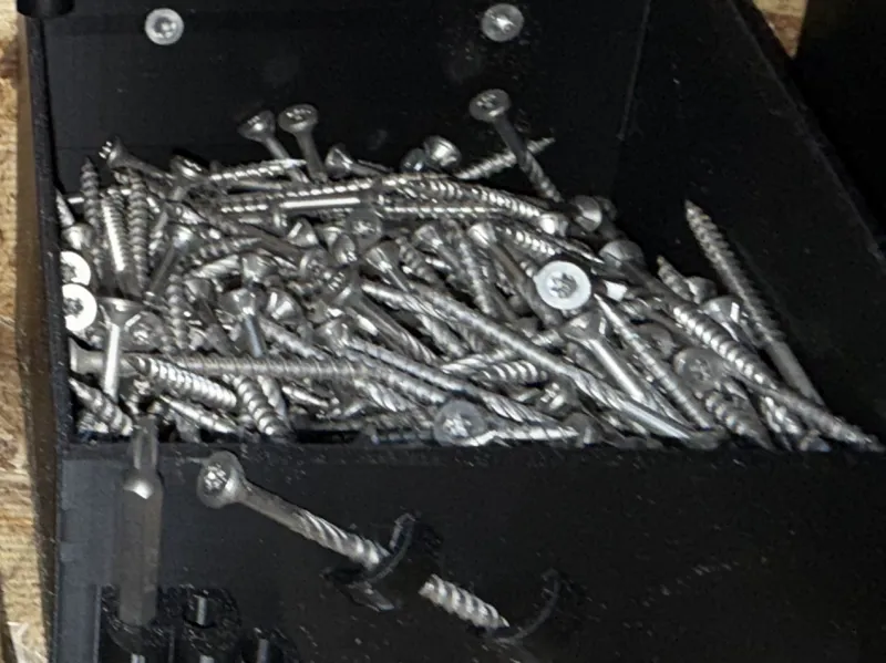 Large bin to hold 5 pound screw box