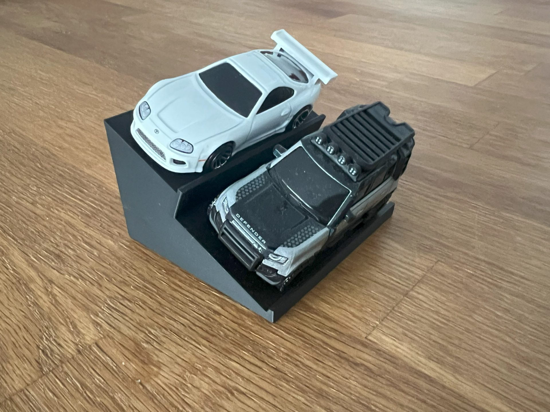 double display stand 1/64 scale car diorama garage